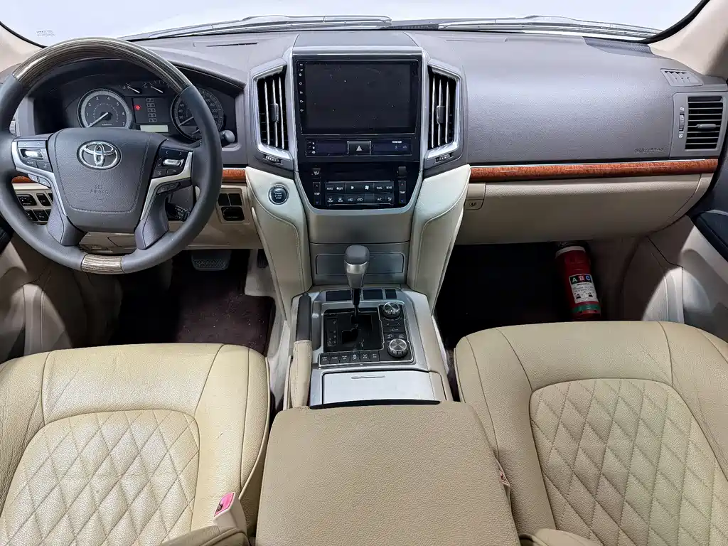 Toyota Land Cruiser 2016 — фото 4