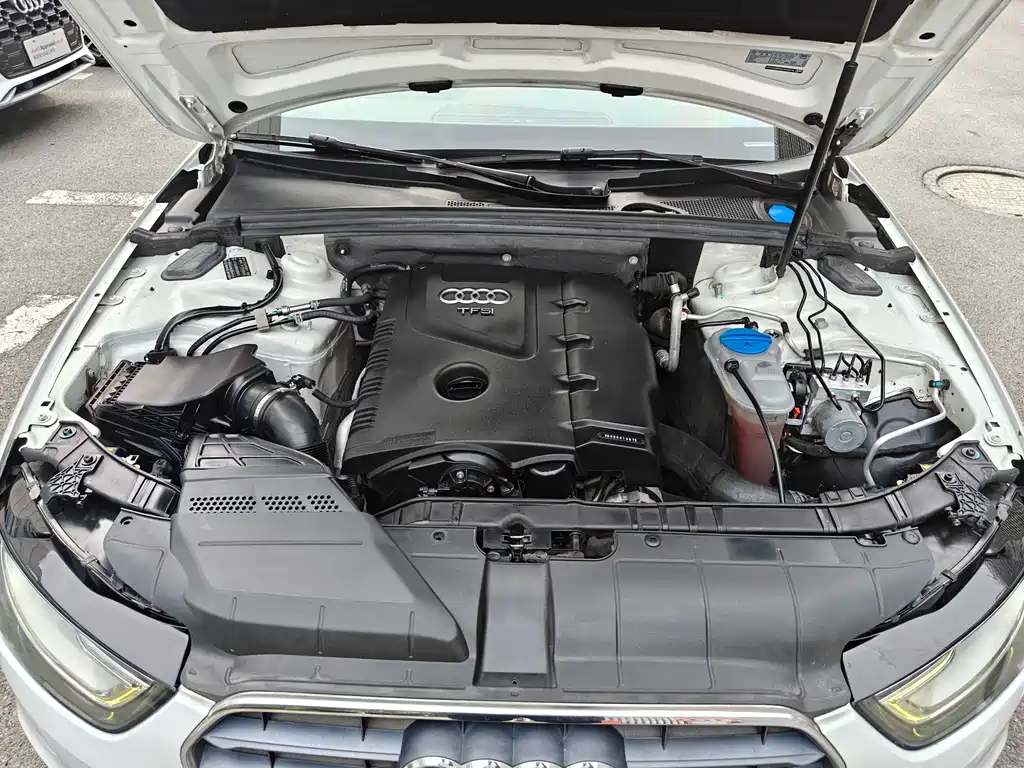 Audi A4L 2014 — фото 16
