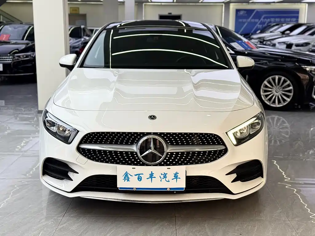 Mercedes-Benz A-Class 2021 — фото 2