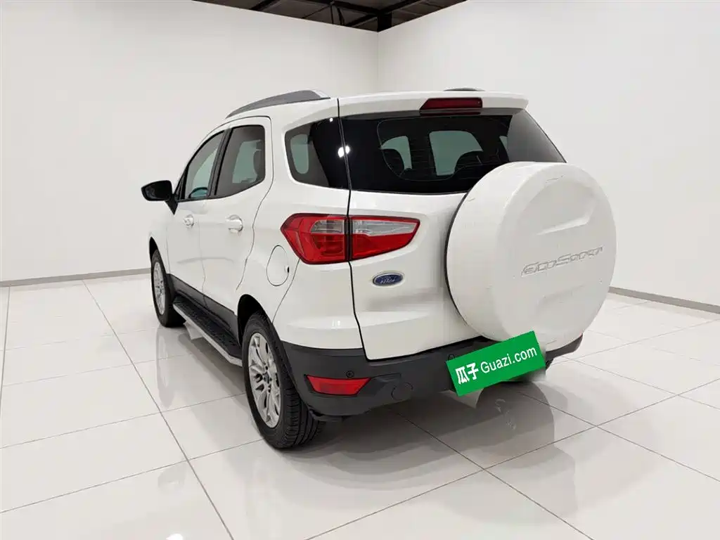 Ford Ecosport 2015 — фото 4