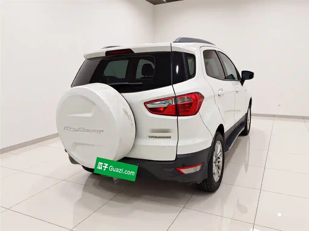 Ford Ecosport 2015 — фото 6