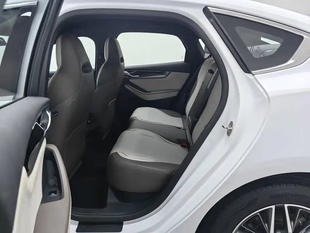 BYD Qin PLUS 2024 — фото 15