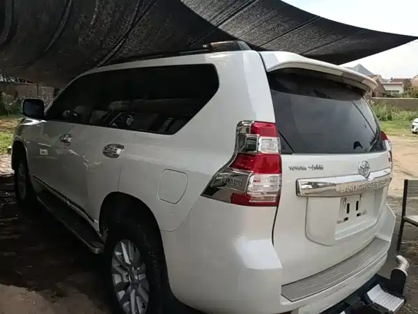 Toyota Prado 2015