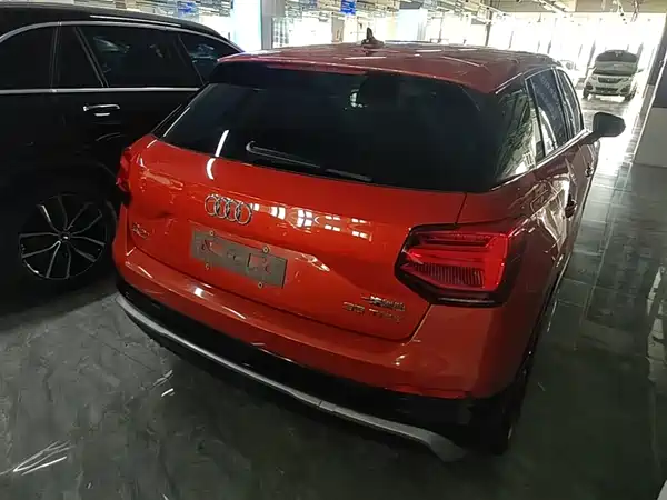 Audi Q2L 2020