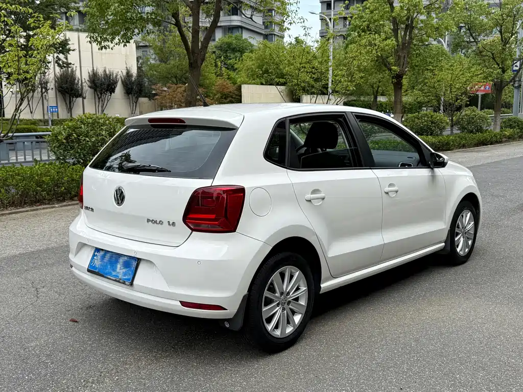 Volkswagen Polo 2015