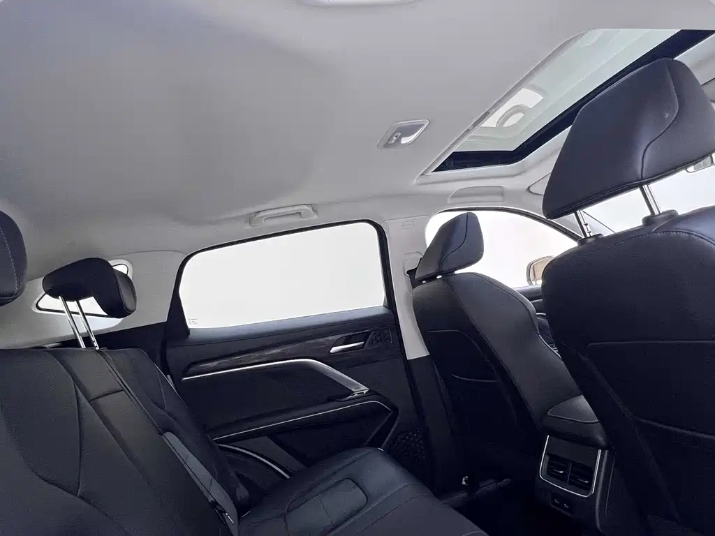 Haval H6 2023 — фото 15
