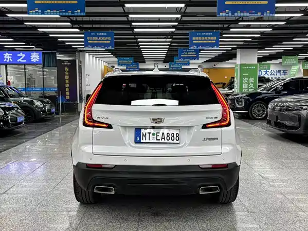 Cadillac XT4 2018