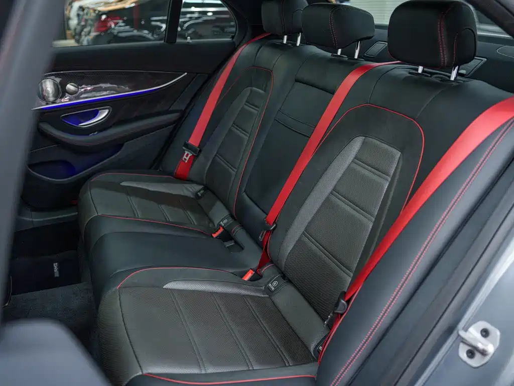 Mercedes-Benz E-Class AMG 2022 — фото 12