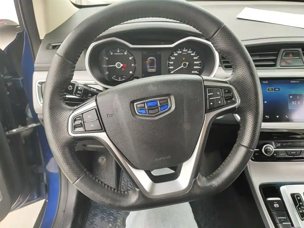 Geely Emgrand GS 2018 — фото 11
