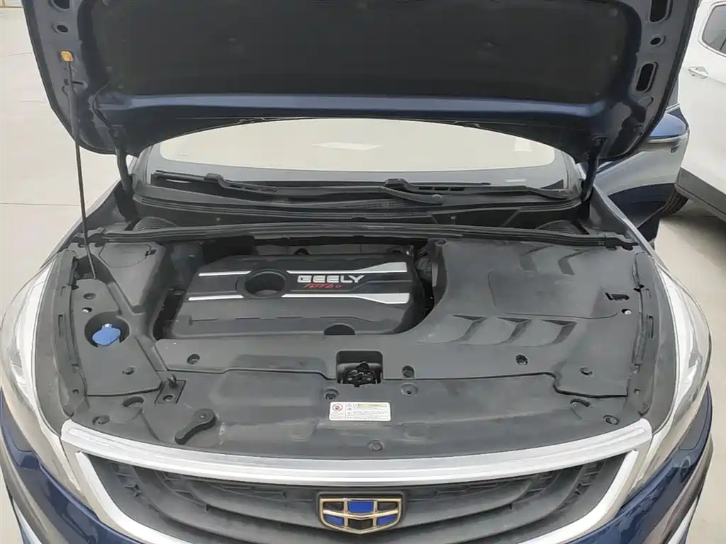 Geely Emgrand GS 2018 — фото 20