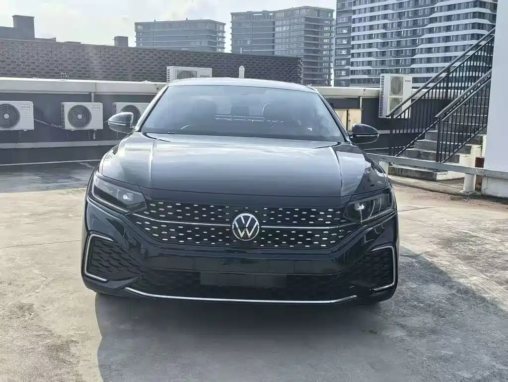 Volkswagen Passat 2022