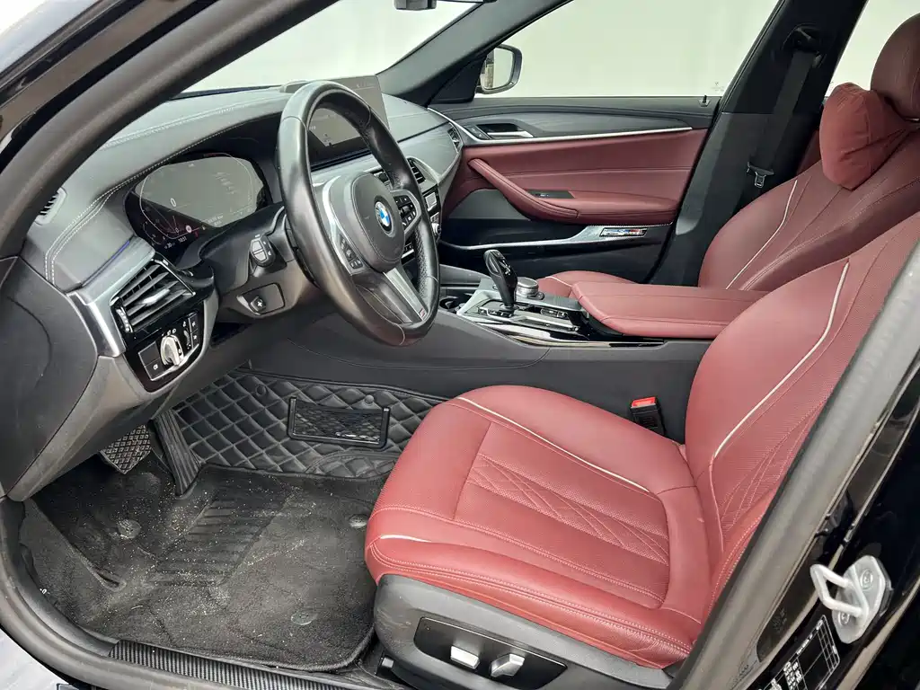 BMW 5 Series 2021