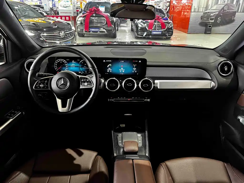 Mercedes-Benz GLB 2023 — фото 13