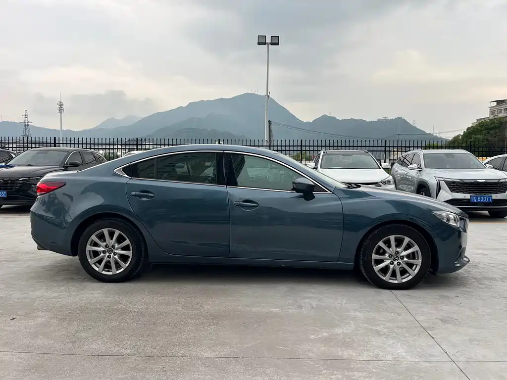 Mazda Atenza 2016