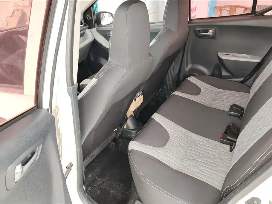 Suzuki Alto 2015 — фото 11