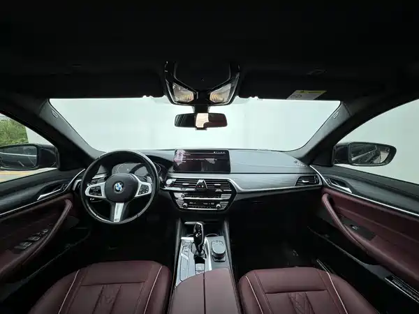 BMW 5 Series 2021