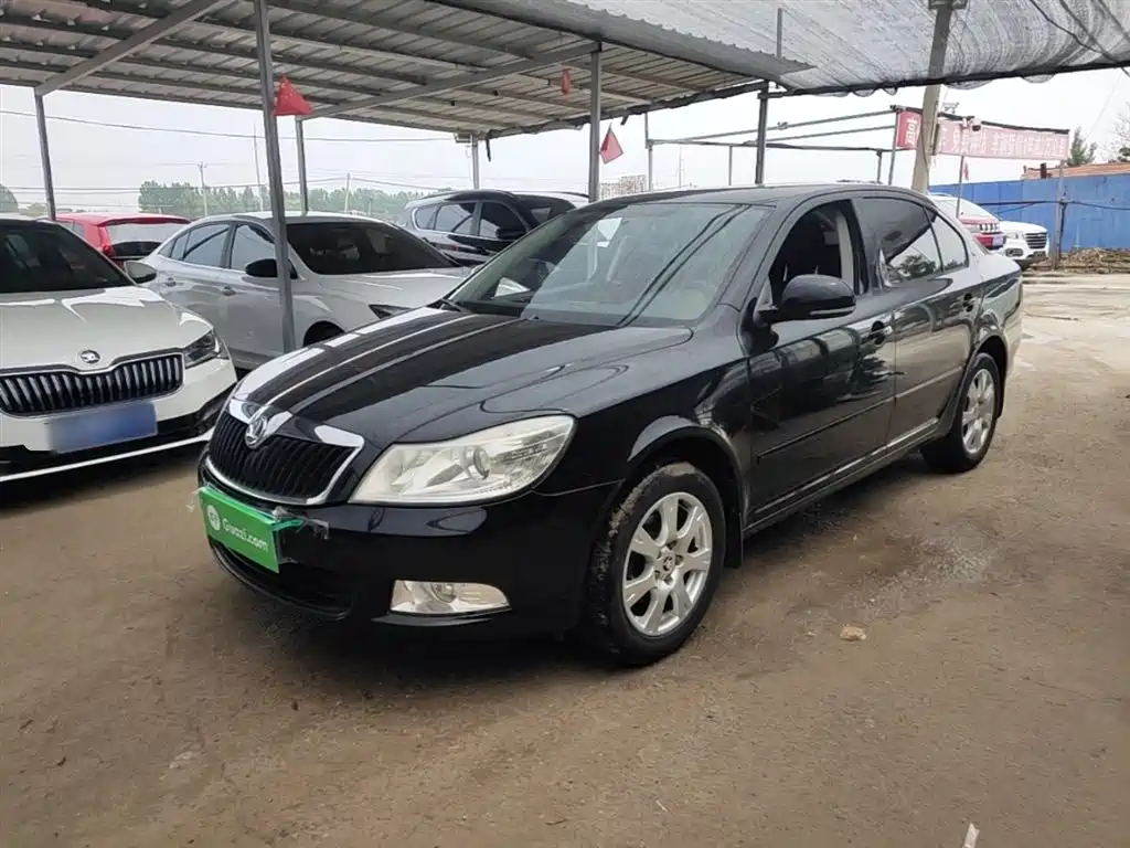 Skoda Octavia 2015 — фото 2