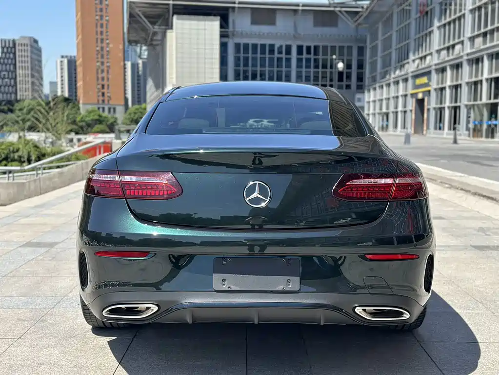 Mercedes-Benz E-Class 2023 — фото 5