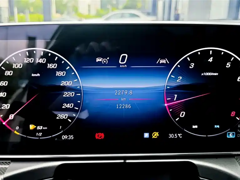 Mercedes-Benz C-Class 2025 — фото 20