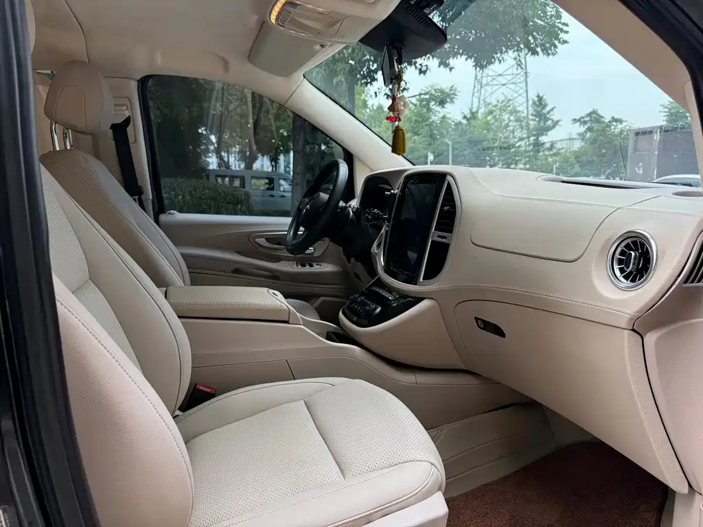 Mercedes-Benz Vito 2019 — фото 10