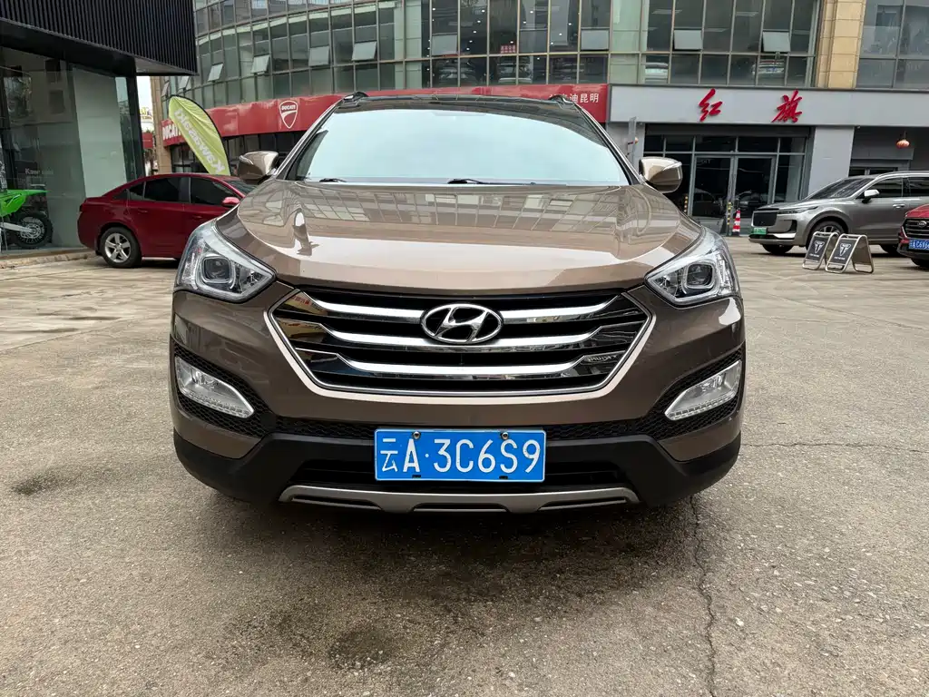 Hyundai Santa Fe 2016