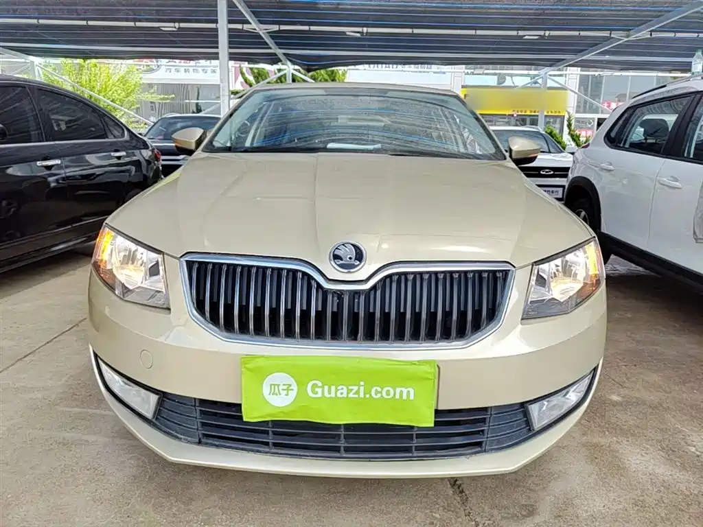 Skoda Octavia 2015 — фото 3