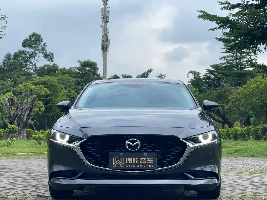Mazda 3 Axela 2026