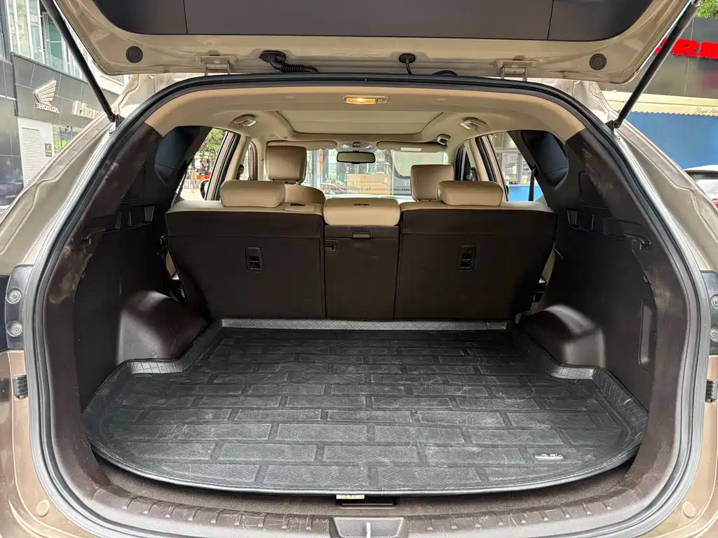 Hyundai Santa Fe 2016 — фото 20