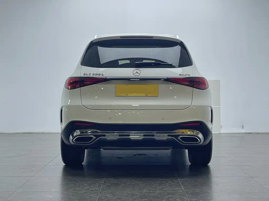 Mercedes-Benz GLC 2023