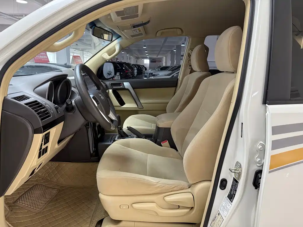 Toyota Prado 2019 — фото 10
