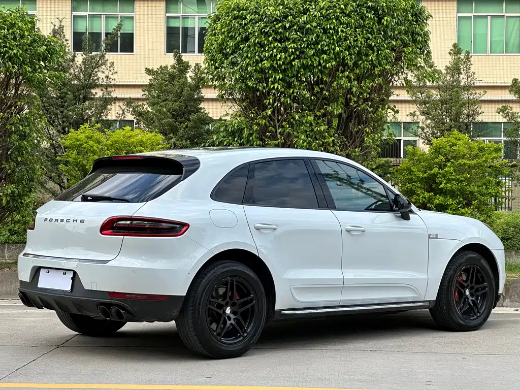 Porsche Macan 2016 — фото 6