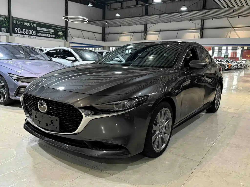 Mazda 3 Axela 2023