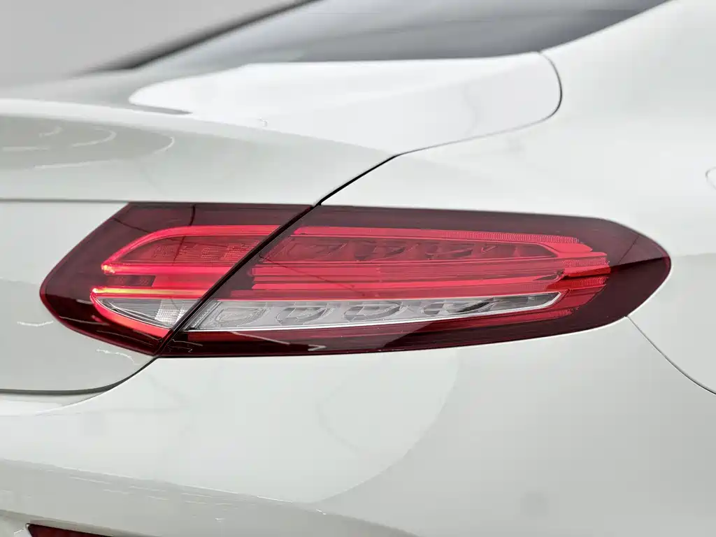 Mercedes-Benz C-Class 2017 — фото 13