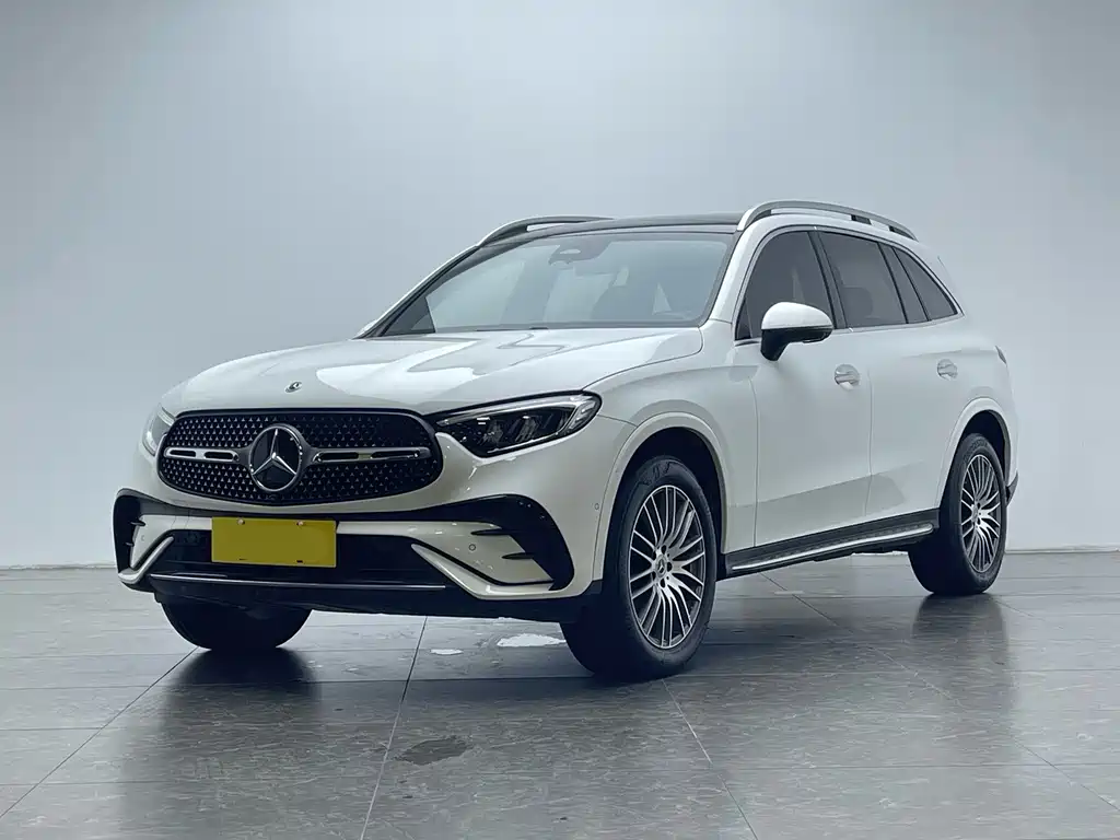 Mercedes-Benz GLC 2023