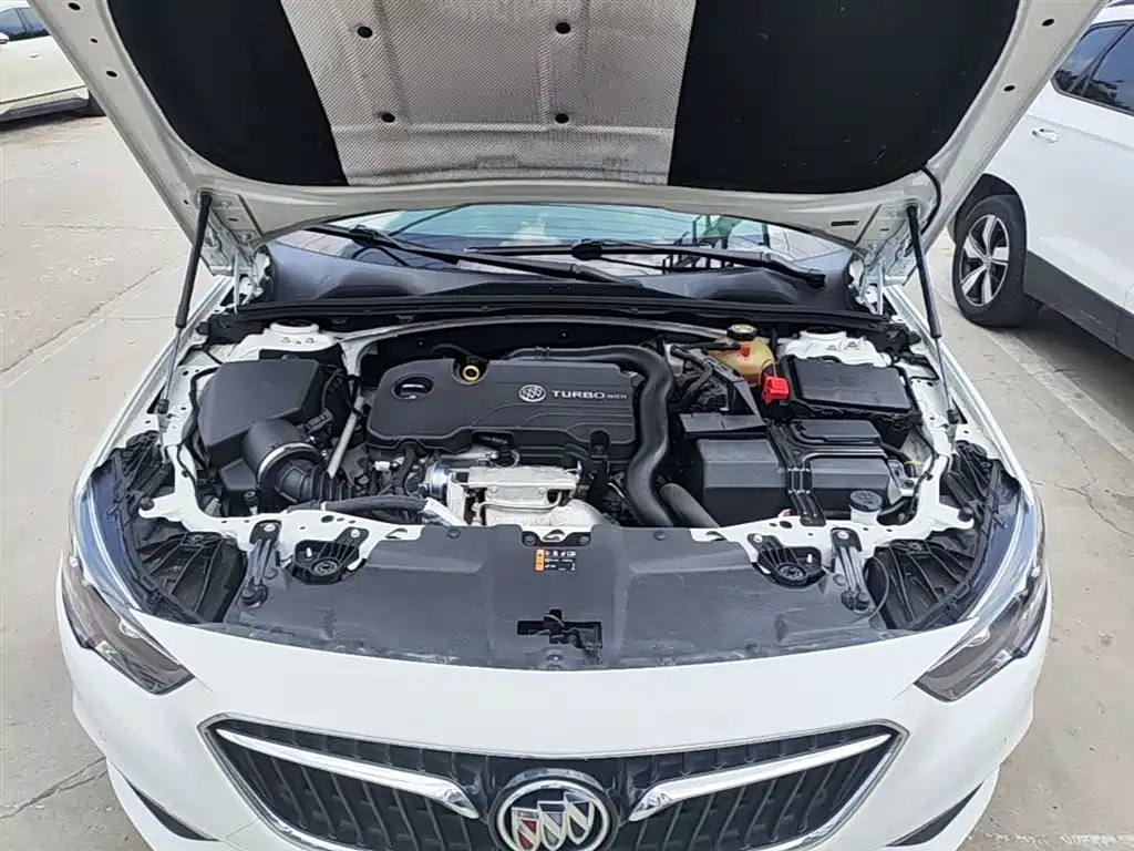 Buick Regal 2020 — фото 20