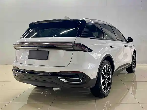 Lincoln Nautilus 2023