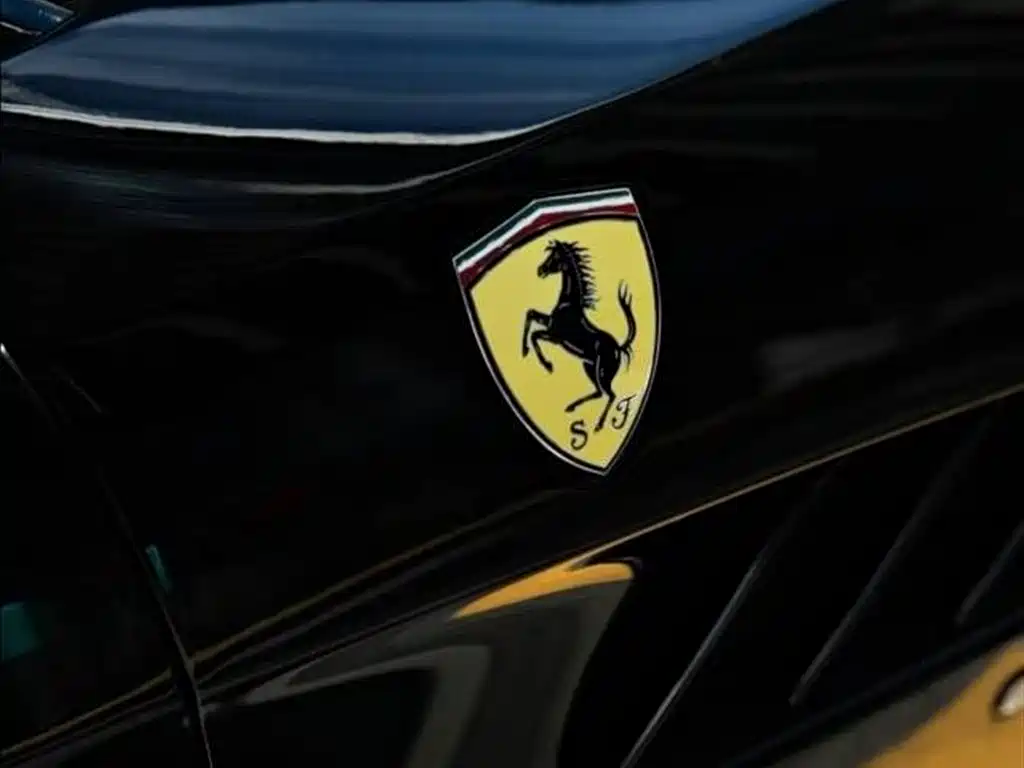 Ferrari GTC4Lusso 2018 — фото 8