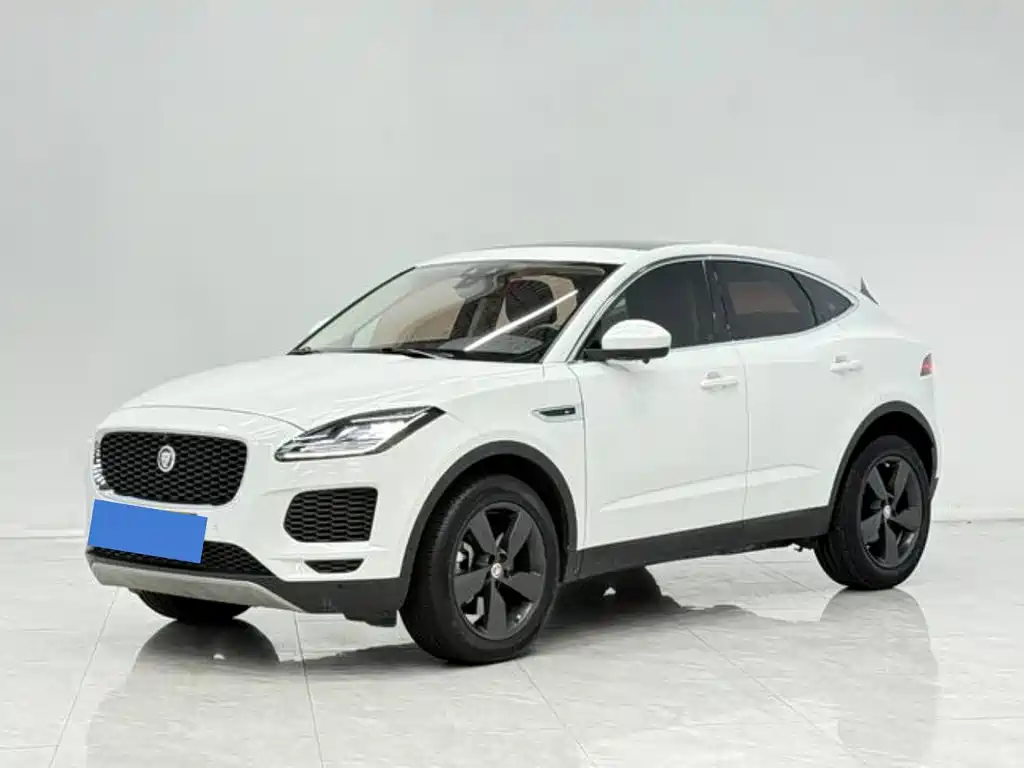 Jaguar E-PACE 2021 — фото 1