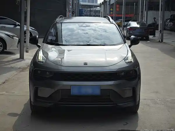 Lynk & Co 01 2020