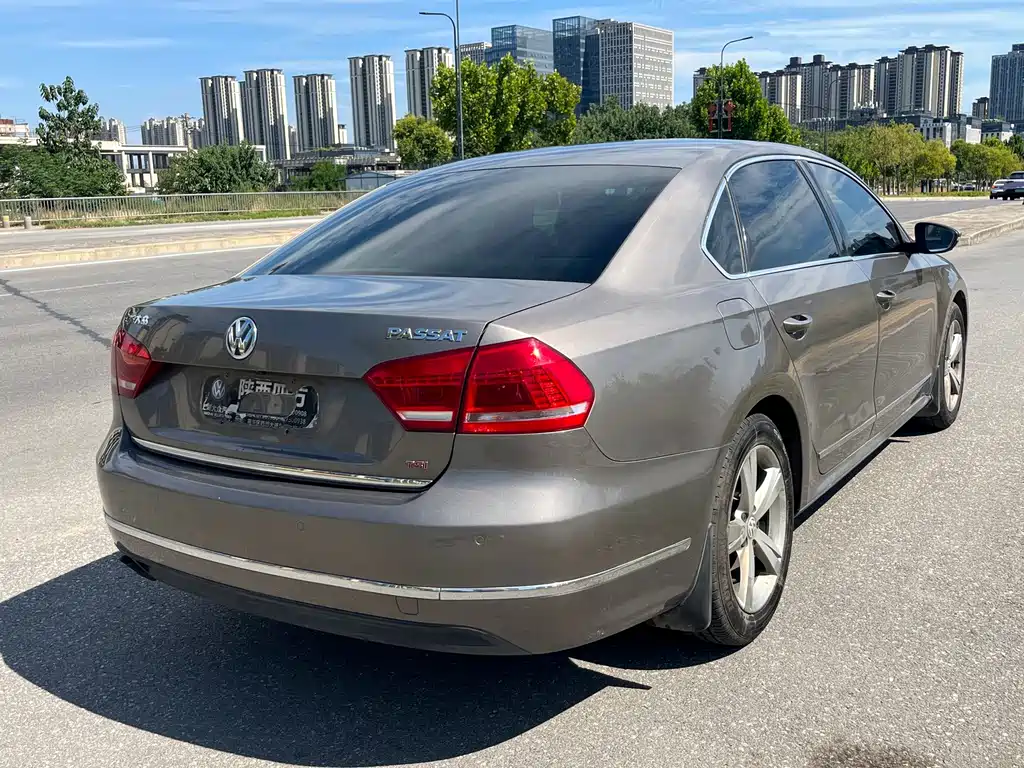 Volkswagen Passat 2013
