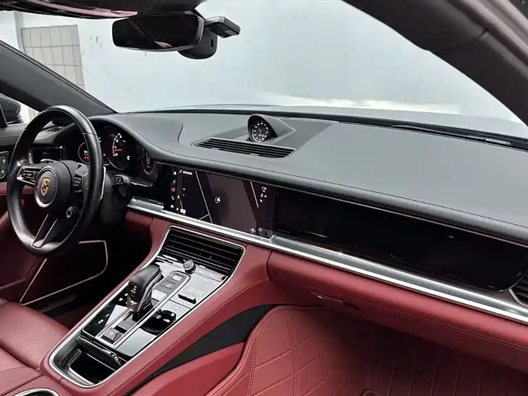 Porsche Panamera 2023 — фото 16