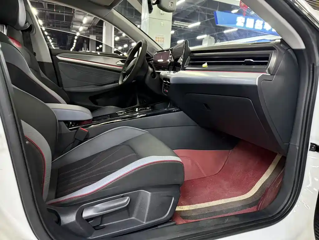 Volkswagen Lamando 2023