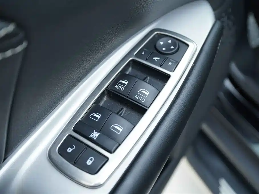 Dodge Journey 2015 — фото 11