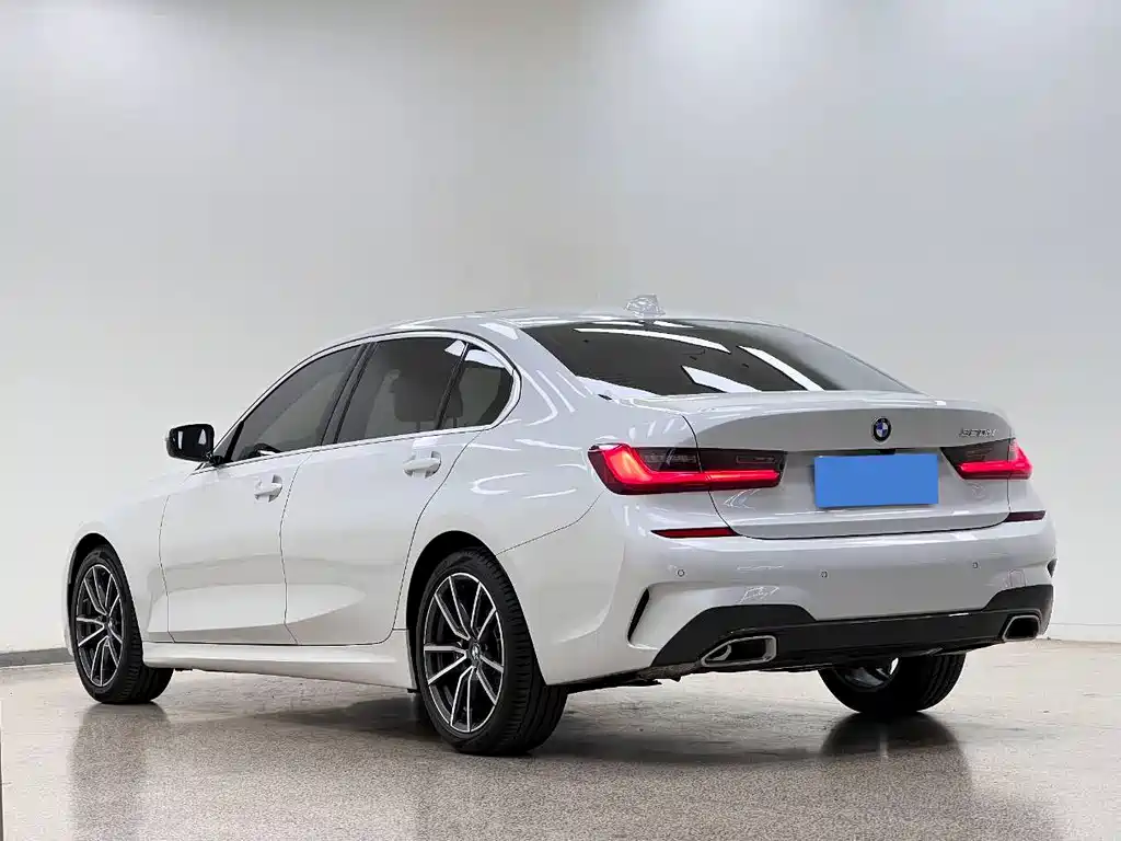 BMW 3 Series 2021