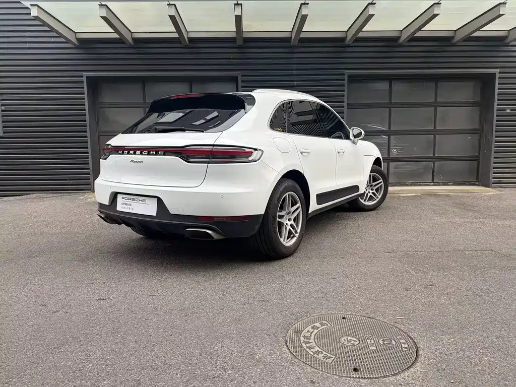 Porsche Macan 2019 — фото 6