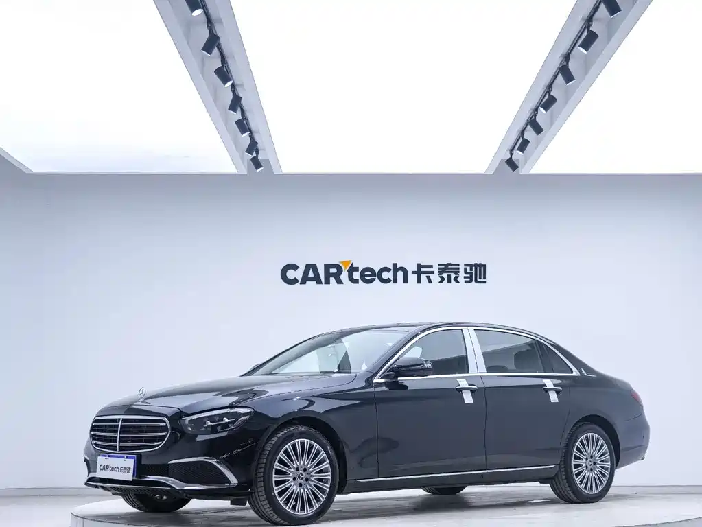 Mercedes-Benz E-Class 2023
