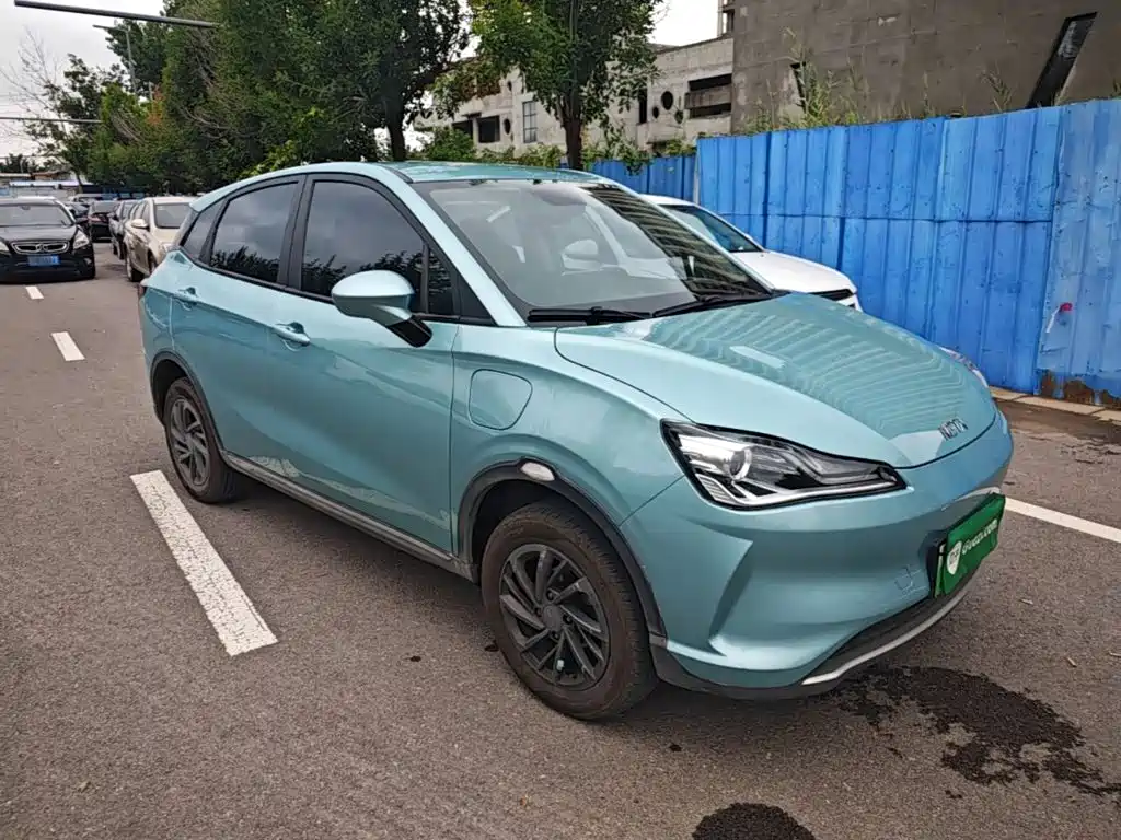 Neta V 2022