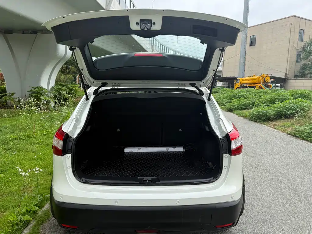 Nissan Qashqai 2018 — фото 13