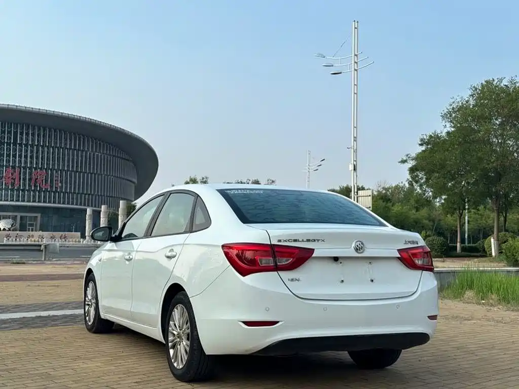 Buick Excelle 2015