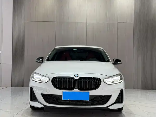 BMW 1 Series 2022